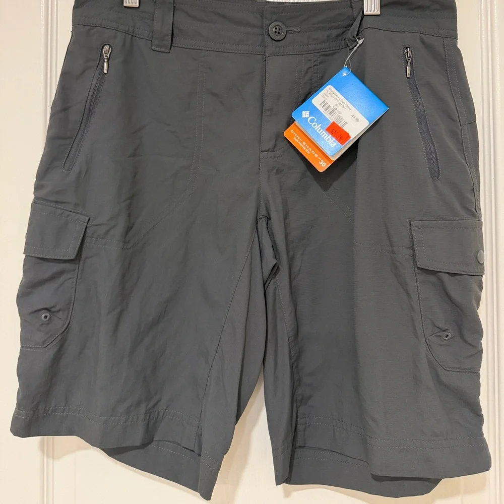 NWT Columbia Women’s Omni-Shade Cargo Shorts Gray Size 8 - Picture 3 of 9